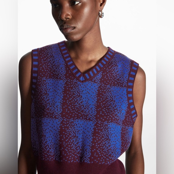 COS Gradient Knit Top - Picture 3 of 8